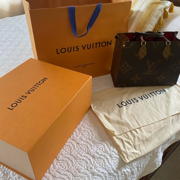 Louis Vuitton Brown Tote Bag - Picture 1 of 8